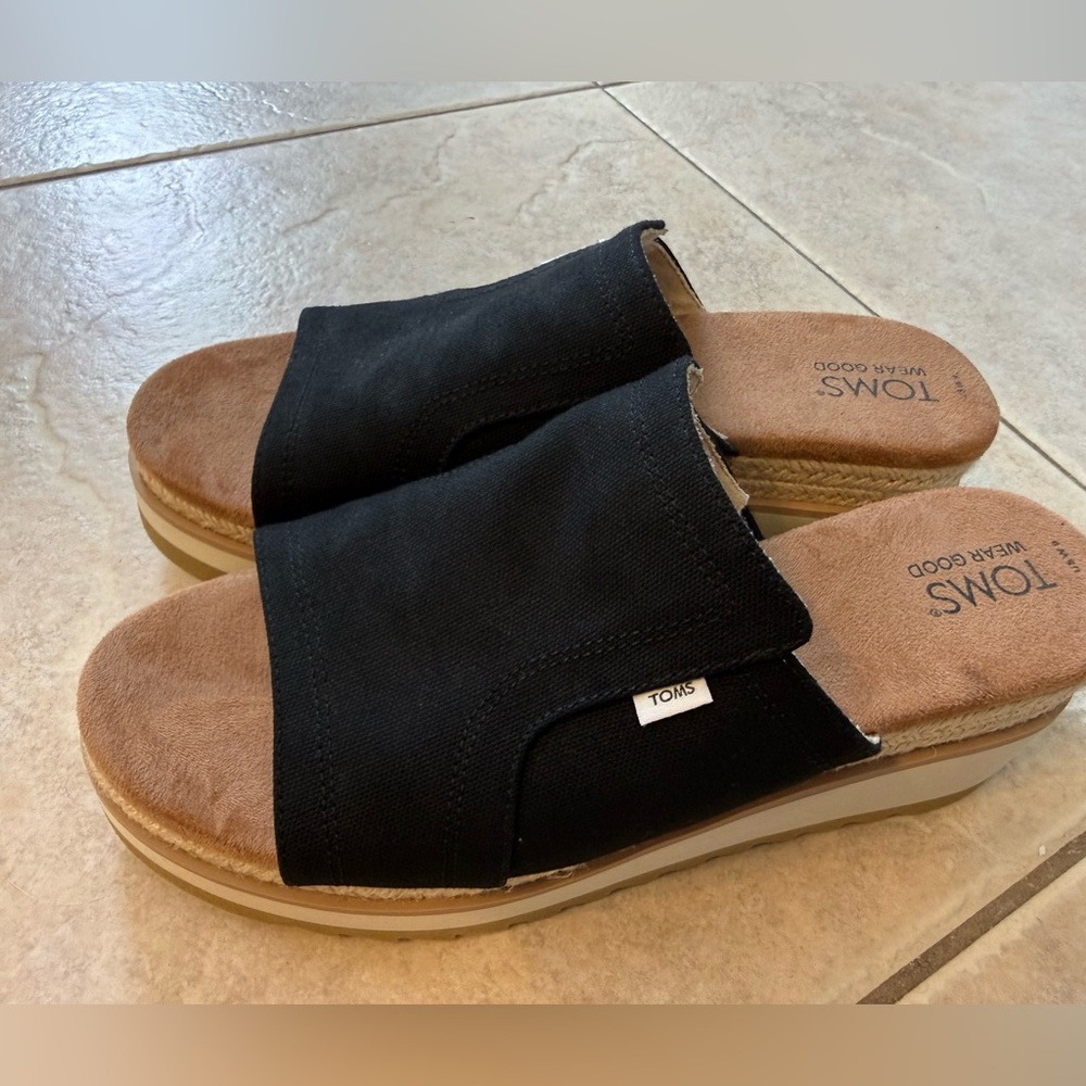 Toms Adria wedge platform sandal black canvas NWT - Picture 8 of 12